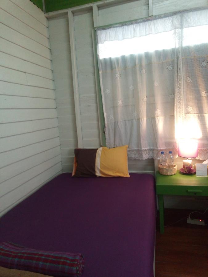 Hotel Baan Klang Soi à Prachuap Khiri Khan Extérieur photo