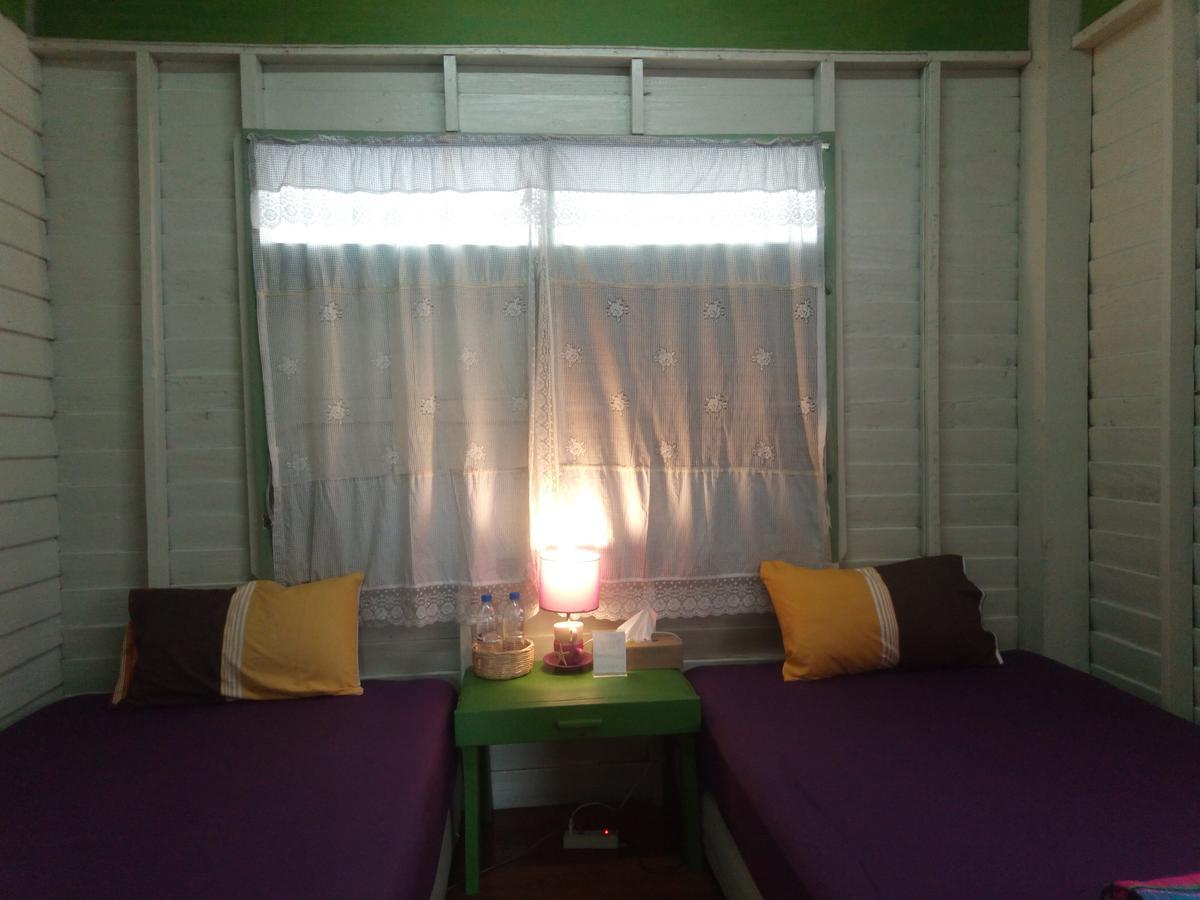 Hotel Baan Klang Soi à Prachuap Khiri Khan Extérieur photo